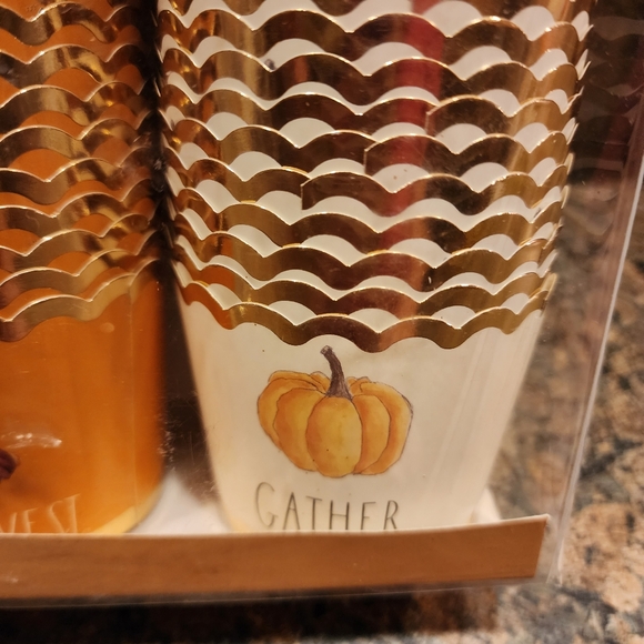 Rae Dunn Fall 50 Piece Baking Cups - Picture 2 of 6